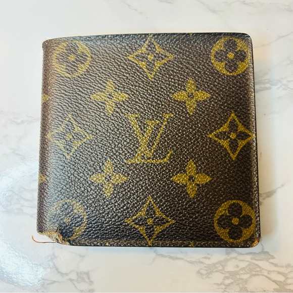 Louis Vuitton Handbags - Authentic Louis Vuitton Bifold Brown Monogram Leather Vintage Wallet
